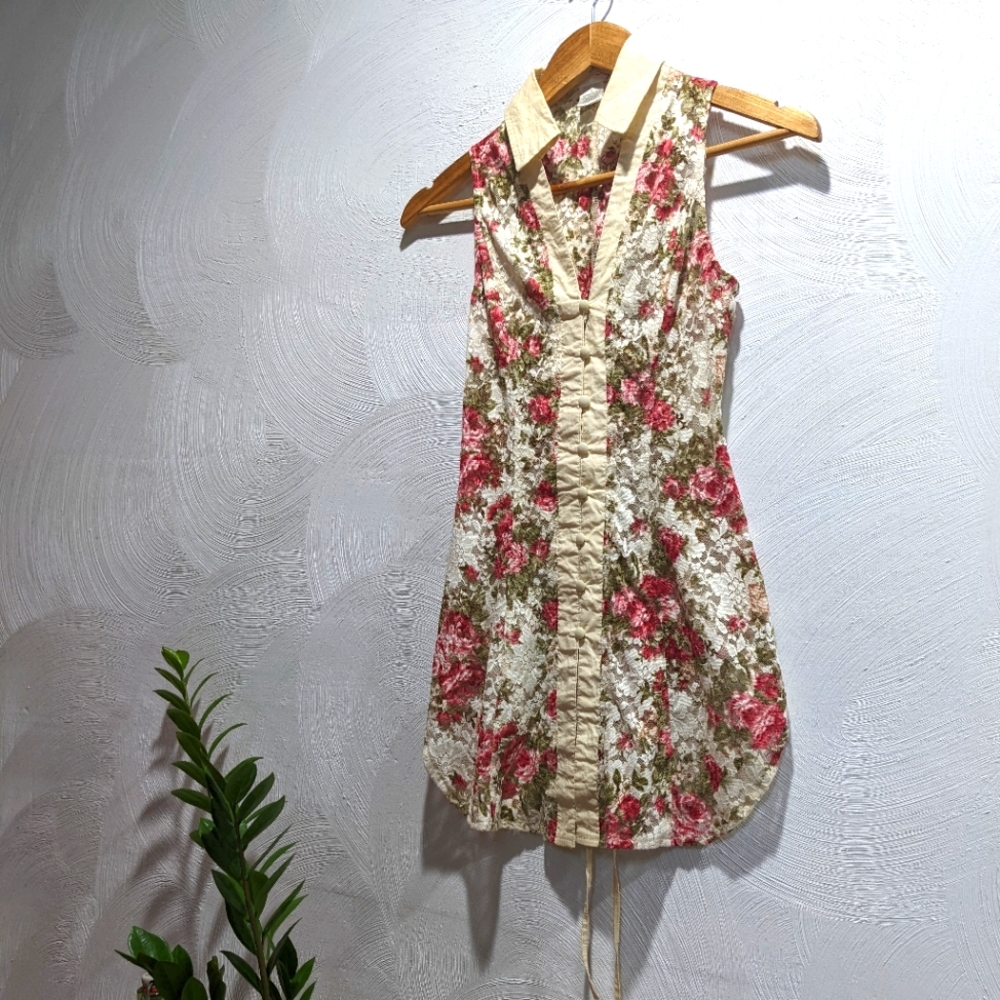 Rose Floral Lace Up Button Down Sleeveless Blouse